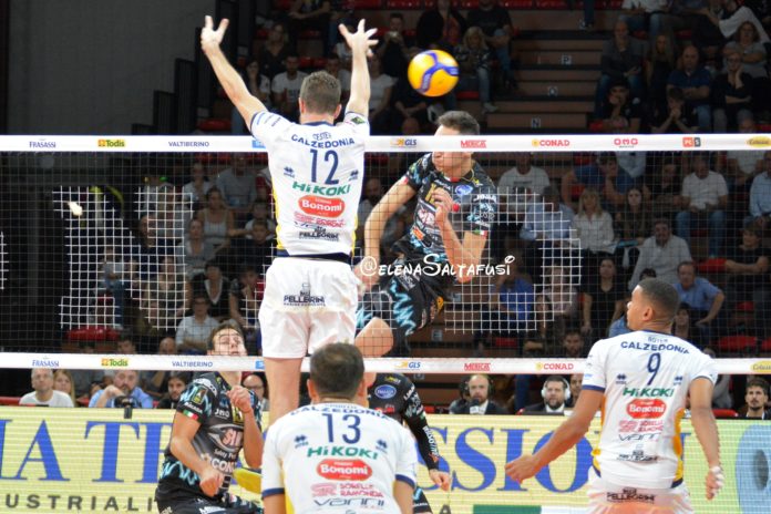 Block Devils alla ricerca dei tre punti nel difficile palazzetto scaligero. Diretta tv della gara su Rai Sport