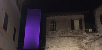 La Torre degli Sciri e la Fontana Maggiore si colorano di viola in ricordo di Kobe Bryan. Accolta la proposta dell’assessore Pastorelli