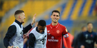 Una serata speciale per capitan Rosi. A poche ore dal match col Crotone è nato il secondogenito del difensore del Grifo 