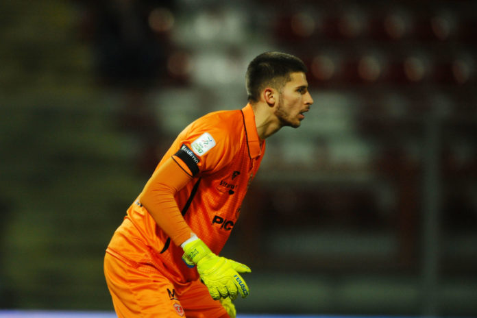 Vicario si, Vicario No: Fulignati si scalda. Il portiere del Grifo k.o. per influenza, a Frosinone gioca il suo vice?