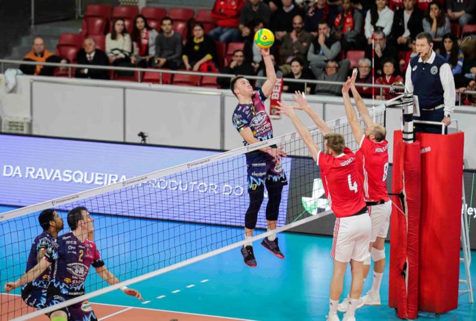 La Sir asfalta anche il Benfica. I ragazzi di Heynen, già sicuri della qualificazione, si impongono 3-1 in Portogallo nella penultima giornata del girone di Champions