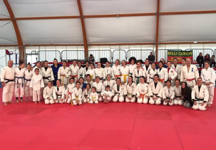 Il Sakura Perugia e la Polisportiva Ternana uniti per uno stage. Grande successo per l'evento organizzato dalle due società umbre. La campionessa Forciniti protagonista della kermesse
