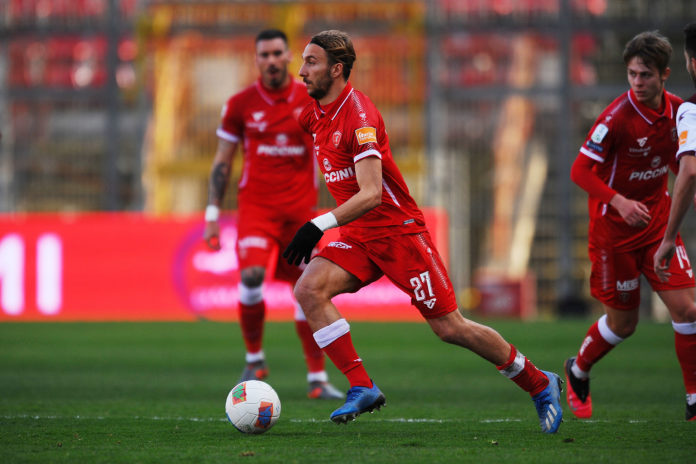 Vicino l'accordo tra le parti per il ritorno in Calabria del terzino