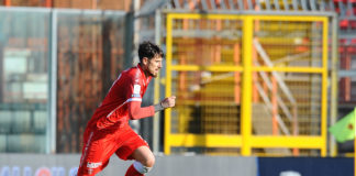 Greco studia da Velasco: "Niente alibi esterni". Il centrocampista del Perugia si racconta a 360 gradi, non nascondendo il sogno di divenire allenatore a fine carriera