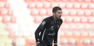 Vicario: "Mia stagione buona, ma pure Fulignati è garanzia". Il portiere del Grifo: "Il mio vice potrebbe tranquillamente giocarle tutte. Taglio degli stipendi? Se ne può parlare"