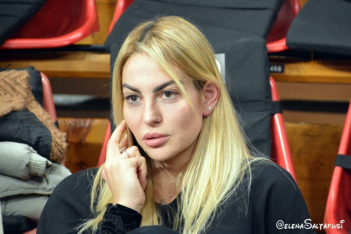 La Bartoccini non cambia capitano: avanti con Angeloni. A confermare la sua permanenza a Perugia anche per la prossima stagione è la stessa atleta 