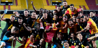 Benevento da record e nel ParAdiso, il Frosinone cuoce all'Inferno. I sanniti ottengono la promozione con 7 giornate di anticipo, nemmeno la Juventus. La ripartenza della squadra di Nesta è a rilento