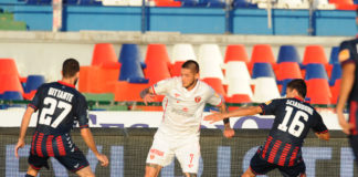 I Lupi della Sila "azzannano" il Grifo: al Marulla è 2-1. Il gol nel finale di Falcinelli vale solo per le statistiche, Bruccini e Baez gettano il Perugia verso l'incubo play-out