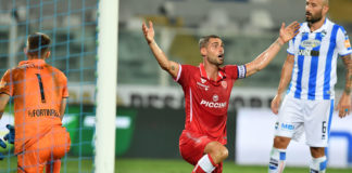 Lavagna tattica: "e 'l modo ancor più m'offende". Al Curi si può ribaltare il risultato dell'andata ma ad alcune condizioni. Ma per descrivere il rapporto tra piazza e società/giocatori ora serve una terzina di Dante 