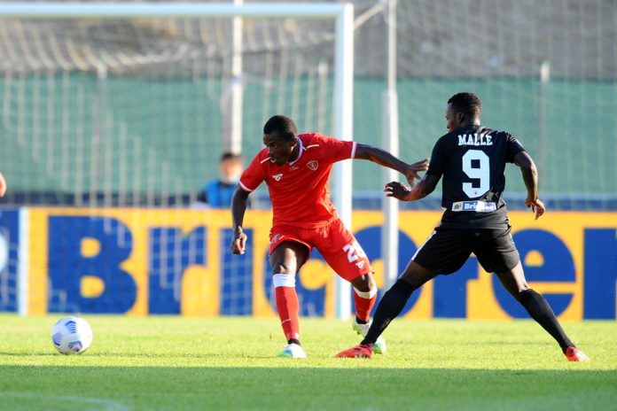 Kouan e il ginocchio: c'è da aspettare. Gli esami hanno evidenziato un coinvolgimento delle strutture capsulo-legamentose. Il centrocampista va rivalutato tra una settimana