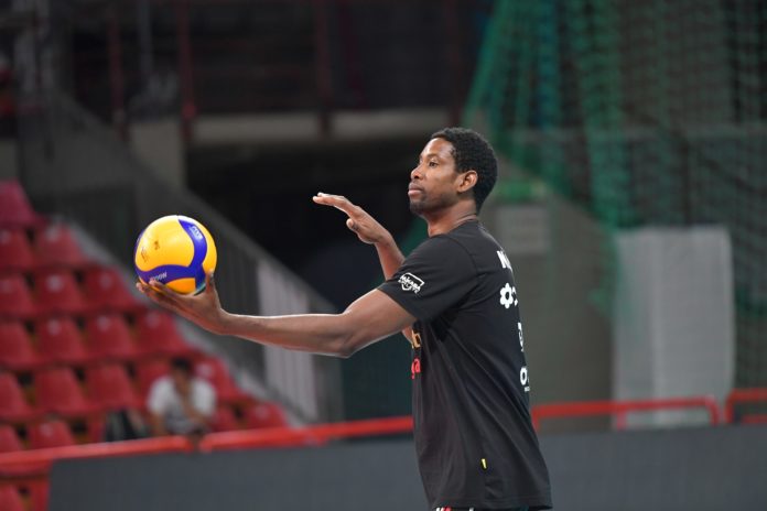 La Sir tra interviste e amichevole. Giovedì pomeriggio il test contro Cisterna, intanto Leon si racconta alle telecamere di Rai Sport