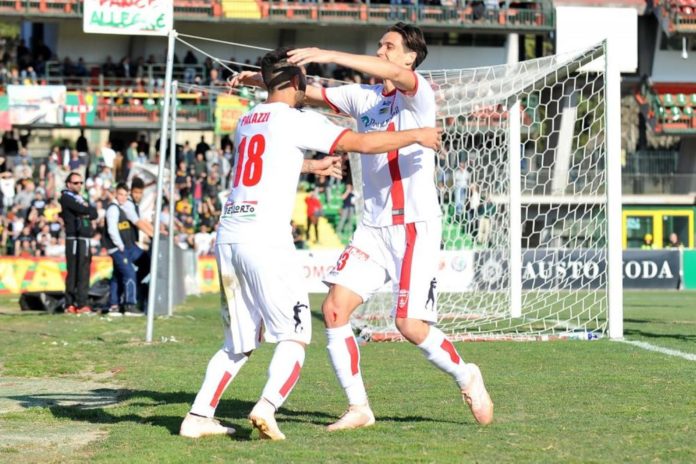 Grifo: stretta finale per Negro e Murano. Sbloccate le trattative per il difensore e l'attaccante. I due attesi a Perugia