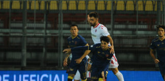 Il Grifo suda ma passa l'esame Vis Pesaro (2-1). A Murano risponde Stramaccioni, ma Dragomir mette tutti d'accordo con eurogol