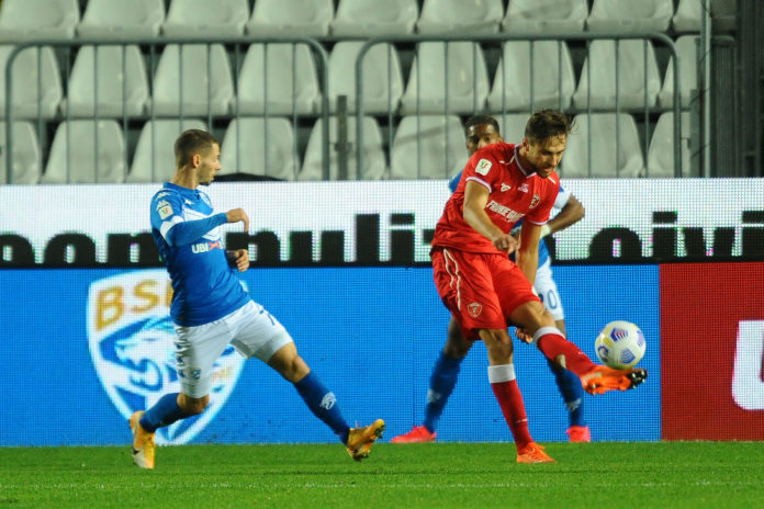 Vendita sia online che ai botteghini, obbligatori documento di identità e green pass