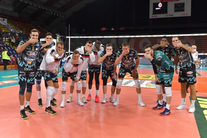 Sir: anche la sfida con Modena rinviata. La positività di più di tre atleti nel roster di Perugia non lascia altra scelta