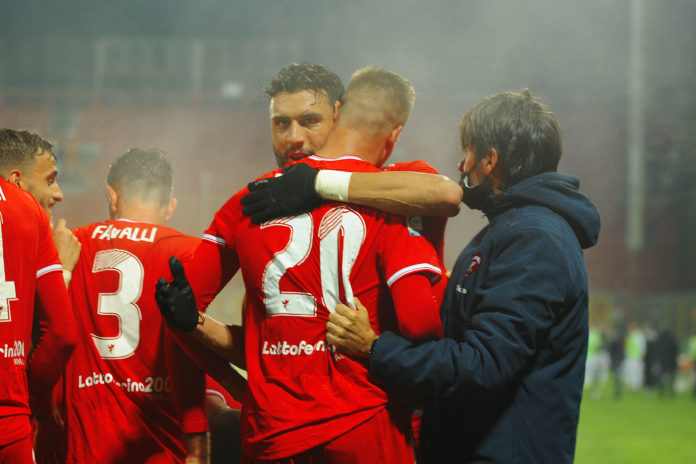 Grifo, la 'probabile': scelte ridotte per difesa e centrocampo. Molte indisponibilità per Caserta che dovrà esplorare l'ampiezza della rosa 