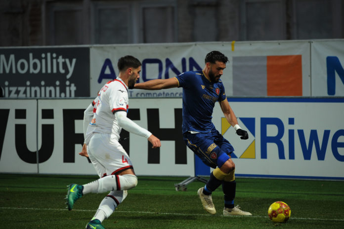 percepiscono ingaggi ritenuti cospicui per la terza serie