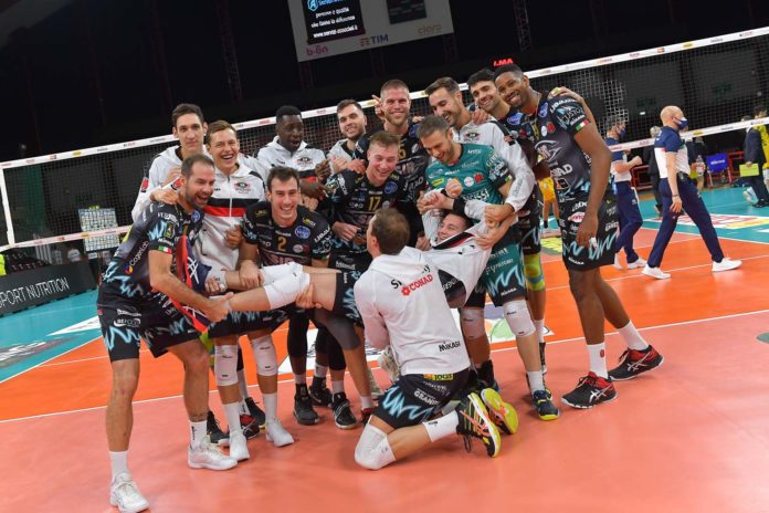 Volley: Sky si prende tutta la Champions. L'emittente acquista i diritti per le gare della competizione europea, anche quelle già coperte dalla Rai 