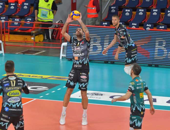 Sir: Travica squalificato, ma la Sir apre il portafoglio. Lo stop di una giornata tramuta in una multa pagata dal club