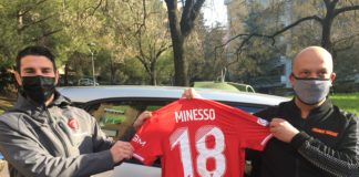 Grifo Delivery: Minesso consegna la maglia di... Minesso. Sorpresa per il tifoso Michele che ha usufruito del nuovo servizio del Perugia Calcio