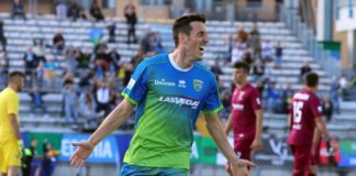 L'avversario: una Feralpi che farà Guerra al Grifo. I lombardi riabbracciano l'attaccante piacentino che fa ritorno dal Vicenza. Ma fuori casa i leoni del Garda faticano