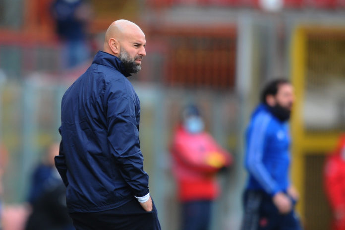 Gli amaranto centrano il secondo successo consecutivo a Ferrara, mentre il Benevento dell'ex tecnico del Grifo capitola per mano dell'Ascoli 