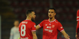 Burrai: "Dobbiamo essere squadra di Serie C". Il centrocampista del Grifo: "Bilancio personale negativo, ma stiramento e ernia mai capitati. Se le vinciamo tutte ci sono ancora speranze, sennò serve il secondo posto"