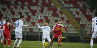 L'Imolese sul cucuzzolo del Paradiso, bene anche le tre di testa. I romagnoli a sorpresa espugnano Carpi con un 3-0. Sudtirol, Padova e Perugia corrono forte 