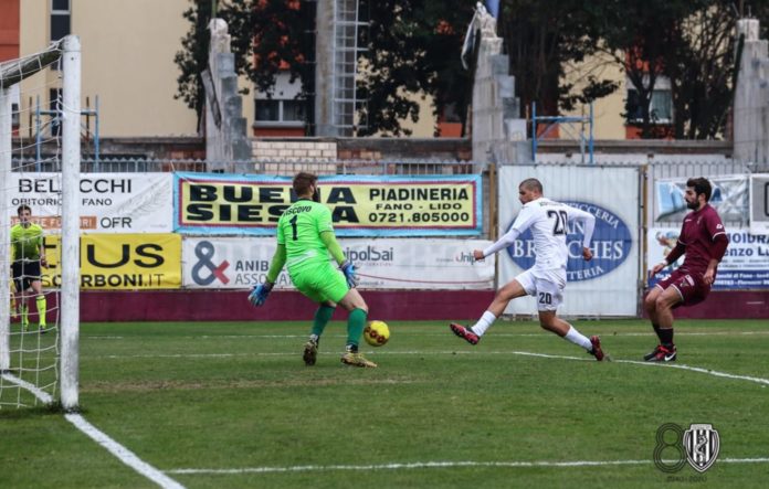 Il Cesena mostra gli attributi, Montero torna all'Inferno. I romagnoli, alla prima dopo lo stop per Covid, ribaltano il Fano. La Samb k.o. con l'Imolese al 