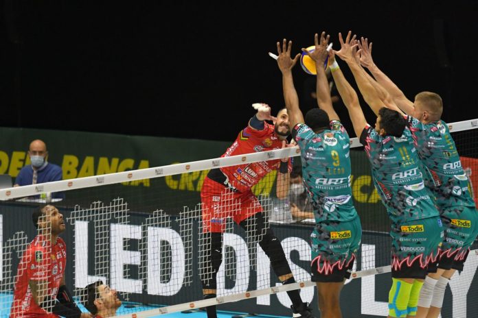 Sir, rialzati subito: c'è un primato da difendere. E' di nuovo sfida alla Lube nella penultima giornata di regular season. Heynen: 