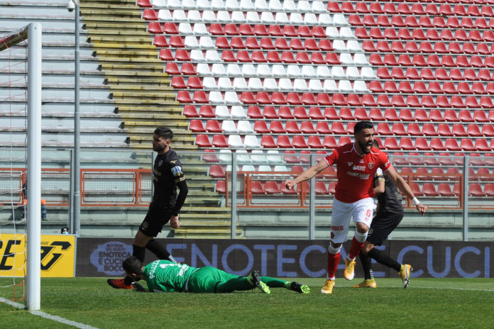 Perugia: Monaco e Moscati salutano. I due sono ora svincolati. Dai social due congedi 