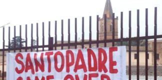 Perugia: monta la protesta dei tifosi contro la società. La Curva Nord tappezza la città di striscioni in cui manifesta chiaramente il proprio dissenso verso la proprietà 