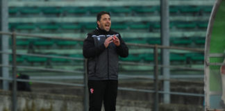 Longo "meglio" di Mandorlini, la Fermana naufraga a Macerata. Il Padova vince anche a Pesaro, con l'allenatore in seconda i veneti volano. La squadra di Cornacchini cade rovinosamente nel derby col Matelica