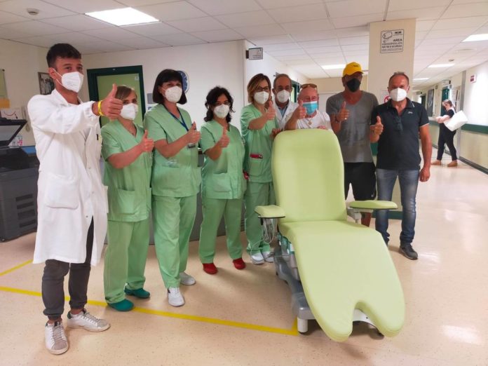 Una poltrona per chemioterapie grazie al triangolare 