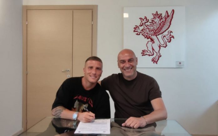 Perugia: priorità a difesa e centrocampo, intanto c'è Lisi. Il club ufficializza l'arrivo del terzino dal Pisa. Si cerca un altro centrale e si tratta per Ghion