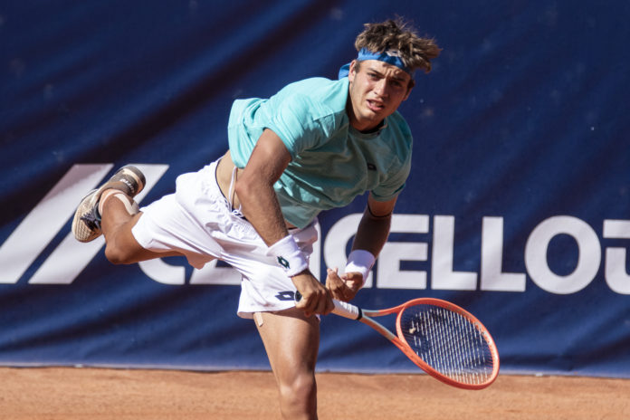 Entrano nel vivo gli Internazionali di Perugia. Cobolli, Etcheverry, Fatic e Caruso avanzano nella competizione tennistica del capoluogo umbro  