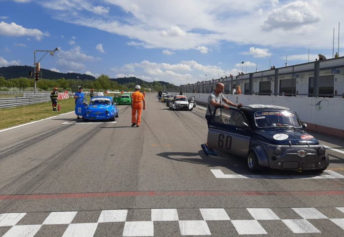 Autodromo dell'Umbria: i risultati del weekend. Il circuito di Magione ha ospitato le ultime competizioni auto prima della pausa estiva. Si torna in pista a fine agosto con le moto