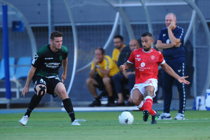 I neroverdi provano una mezza rivoluzione di mercato per togliersi dal pantano delle ultime posizioni. Al 