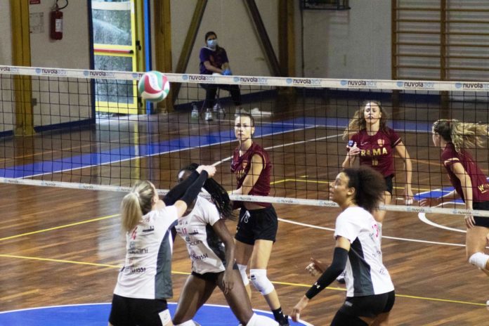 Sconfitta in quattro set per le ragazze di Cristofani nella nona edizione del torneo eugubino 
