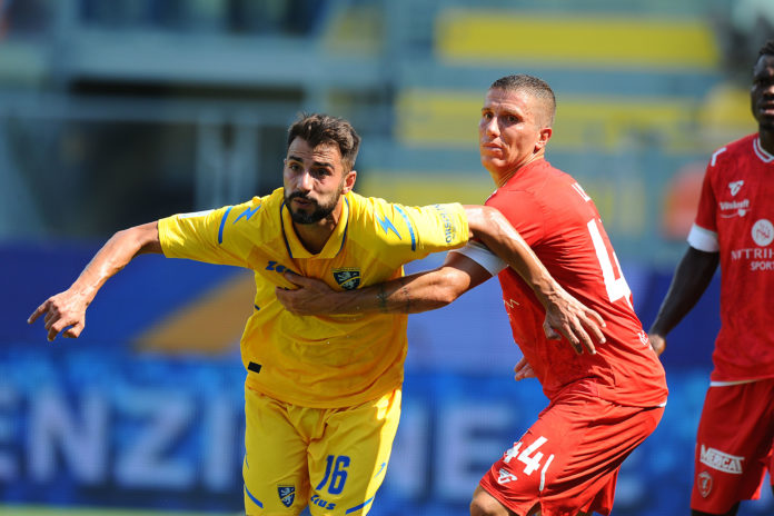 Rosi, Falzerano e Lisi devono fare attenzione. Baez della Cremonese unico ad essere fermato 