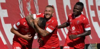 L'ex Roma e Genoa: "Arriverà quello che meritiamo". Il centrale: "Grazie tifosi per il supporto"