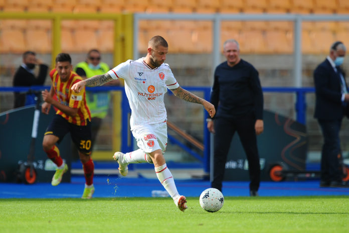 Il giocatore ha riportato una lesione al retto femorale