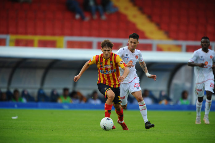 I numeri dei salentini giustificano il momentaneo primo posto. Per la sfida di domenica Calabresi, Gargiulo e Strefezza in dubbio 