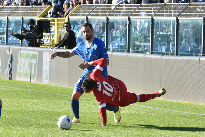 Giornata horror per i grifoni, Kouan peggiore in campo (ma non è solo colpa sua) 