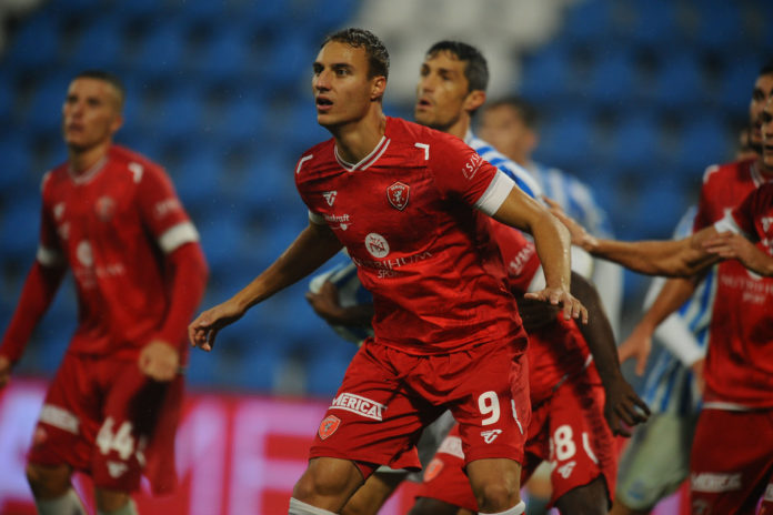 L'attaccante del Grifo sui social: 