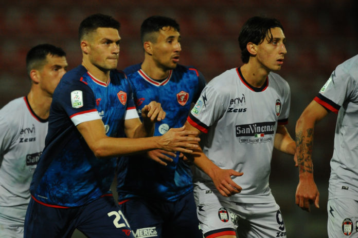 Curado e Falzerano al quinto cartellino: saltano Pisa. I nerazzurri senza Caracciolo, tre giornate per Vicari della Spal