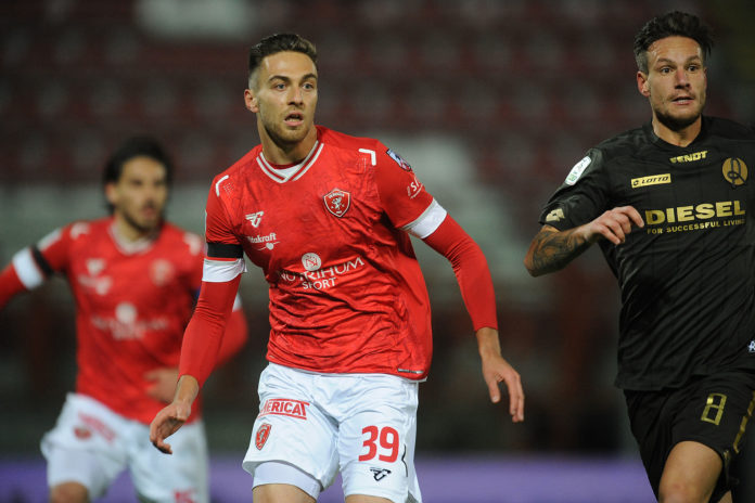 Il difensore raccoglie il 54 % dei consensi