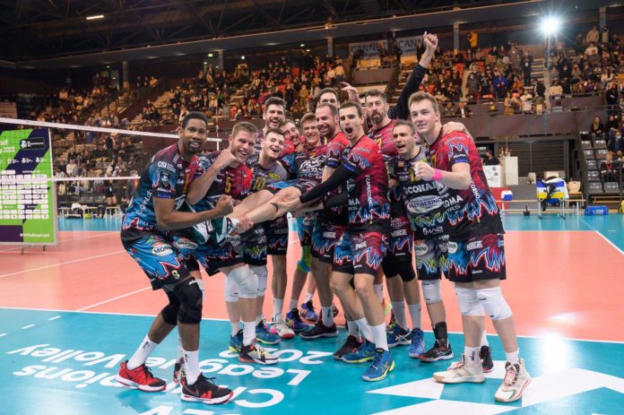 Altra vittoria netta in Champions League. Giannelli e compagni sbrigano la pratica in tre set 