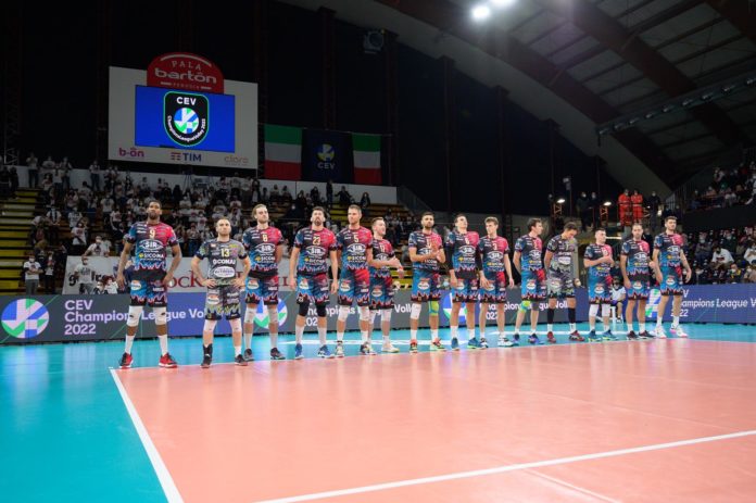 Seconda gara del girone di Champions in casa del Cannes. Colaci: 