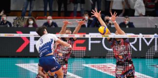 Coach Bernardi può recuperare Lagumdzija e Holt per la semifinale di Bologna 